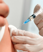 Prof. Horban: szczepienia przeciw COVID-19 pozostaną bezpłatne
