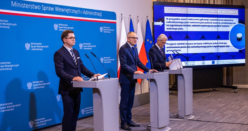 Dystrybucja jodku potasu - konferencja w MSWiA