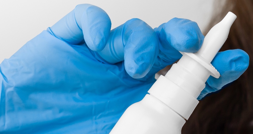 Sprej do nosa może zapobiegać i leczyć COVID-19